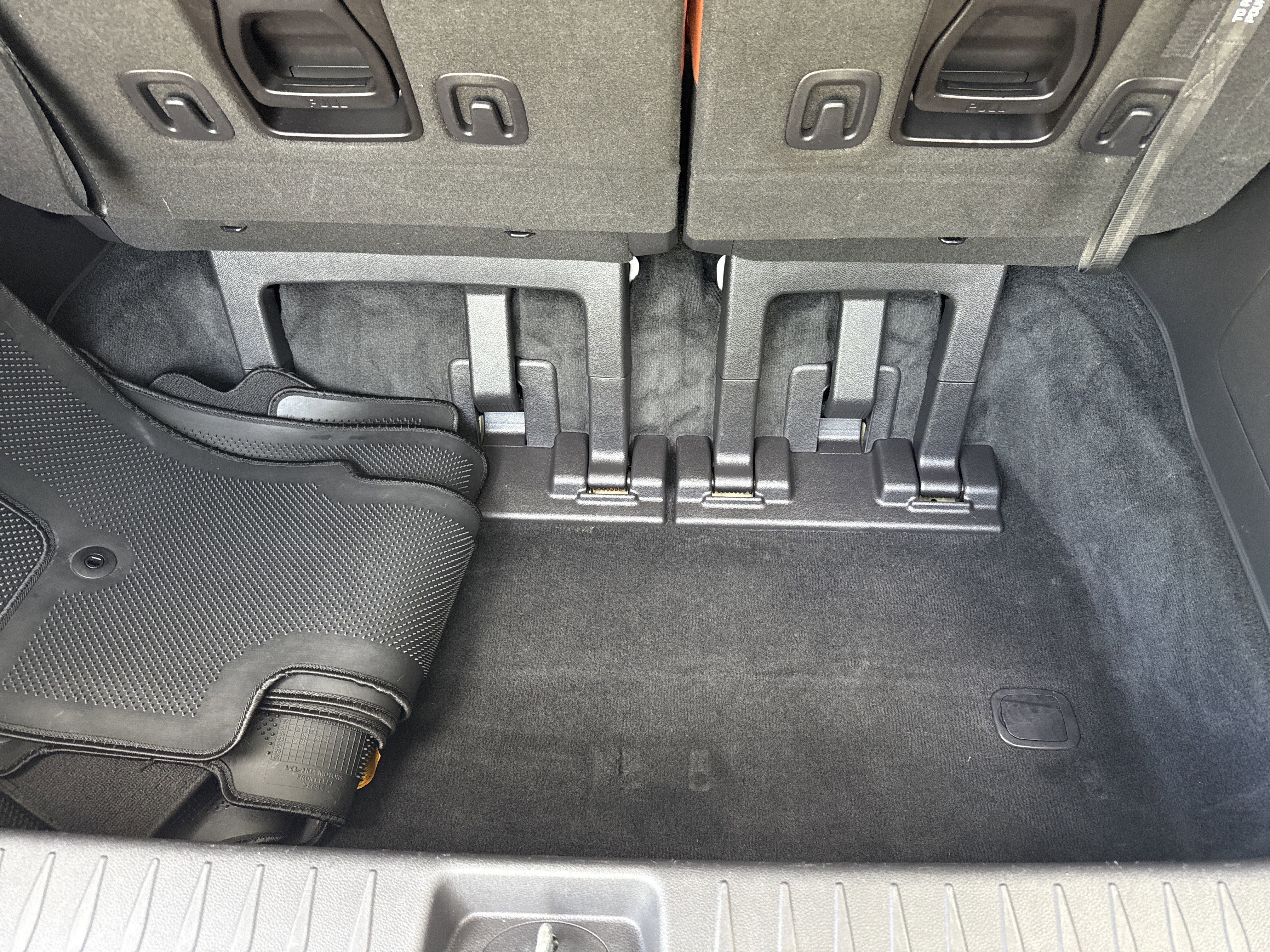 Used 2024 Kia Carnival SX Prestige image 19