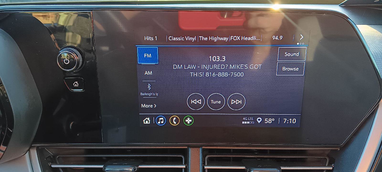 Used 2024 Chevrolet Trax RS w/ Driver Confidence Package image 19