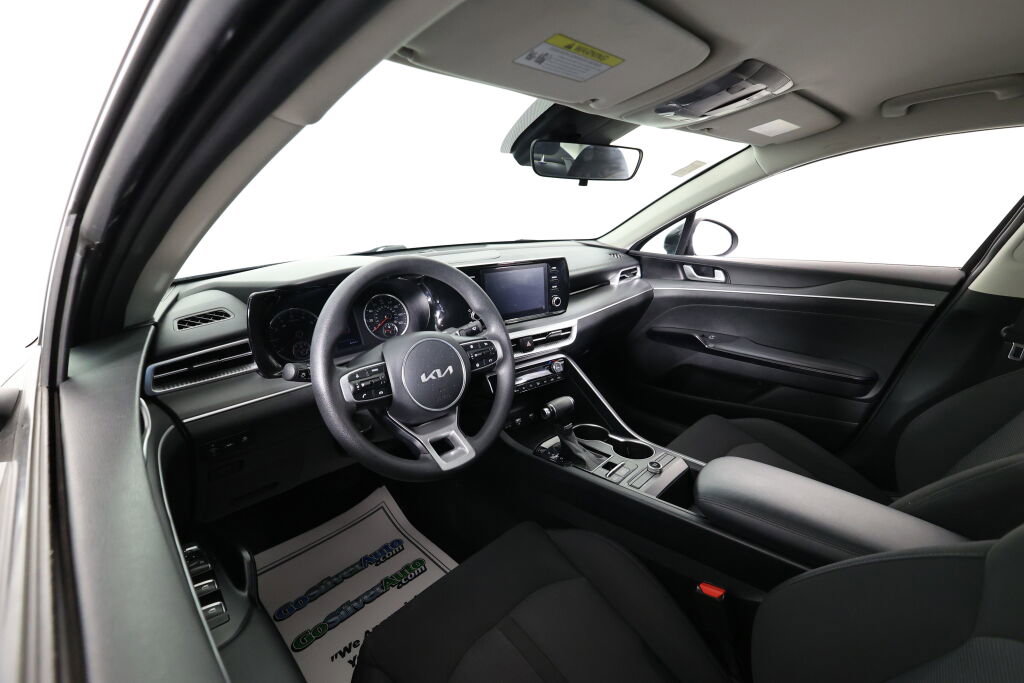 Used 2023 Kia K5 LXS FWD image 10