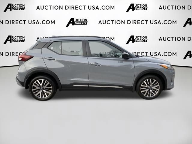 Used 2023 Nissan Kicks SR w/ SR Premium Package image 22