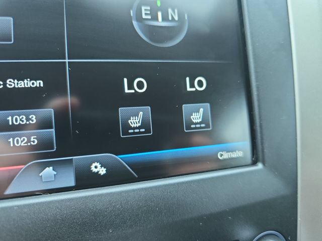 Used 2016 Ford Fusion SE w/ Equipment Group 202A AWD/4WD image 23