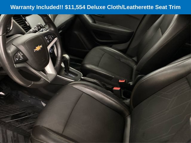 Used 2017 Chevrolet Trax LT w/ LT Convenience Package AWD/4WD image 10