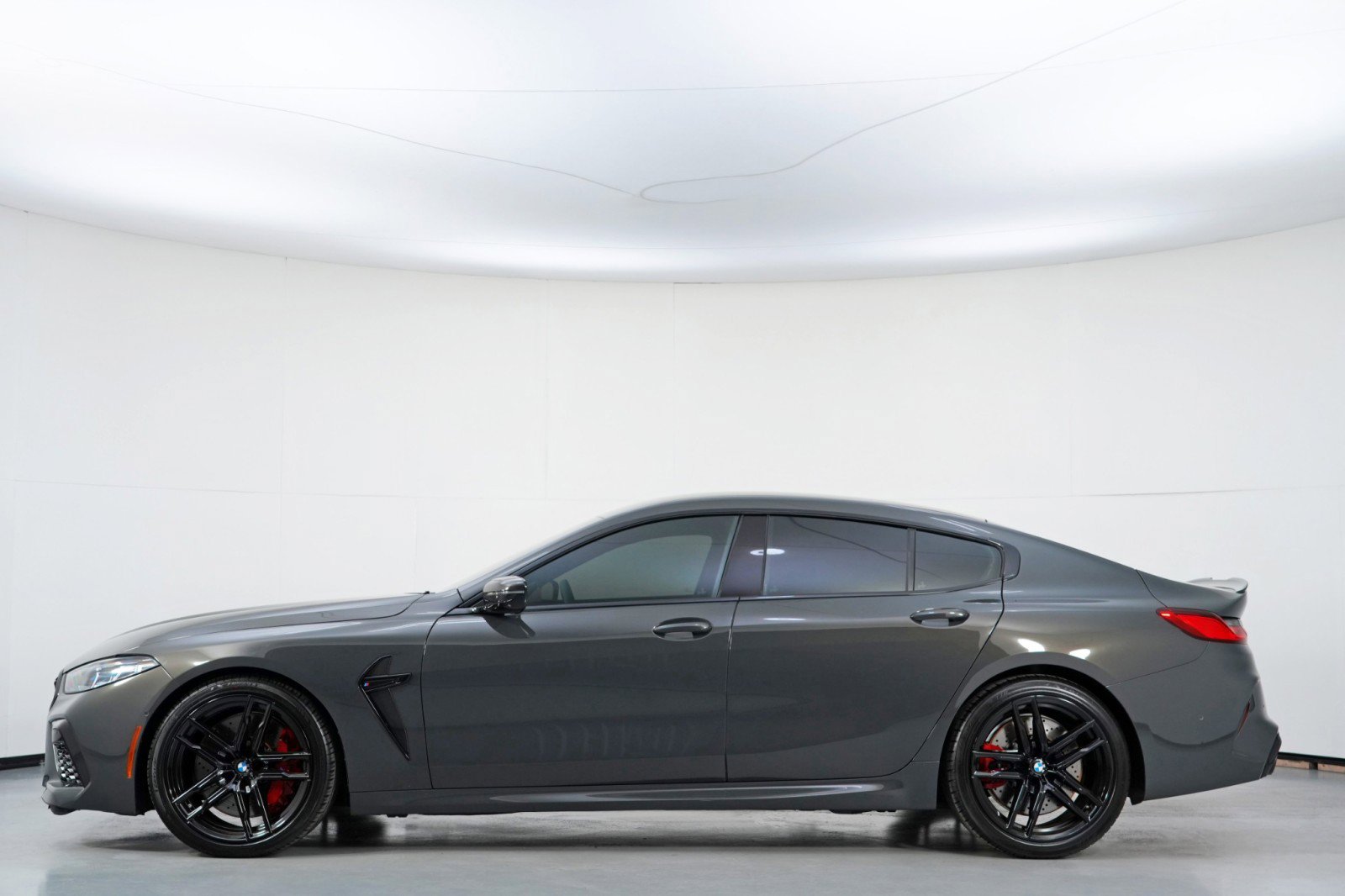 Used 2025 BMW M8 Competition w/ M Carbon Exterior Package AWD/4WD image 10