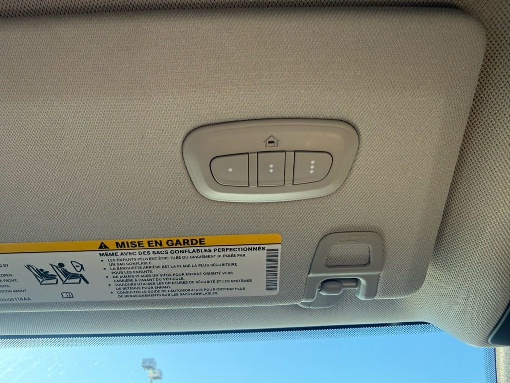 Used 2023 Jeep Grand Cherokee Limited image 34