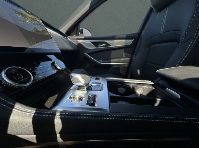 New 2026 Jaguar F-PACE R-Dynamic S image 26