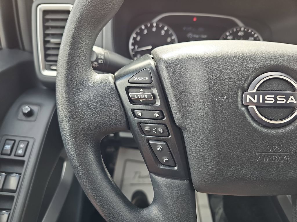 Used 2024 Nissan Frontier SV AWD/4WD image 20