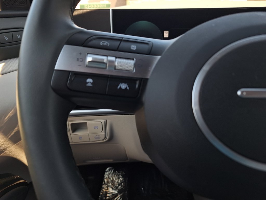 New 2026 Hyundai Tucson Limited AWD/4WD image 16