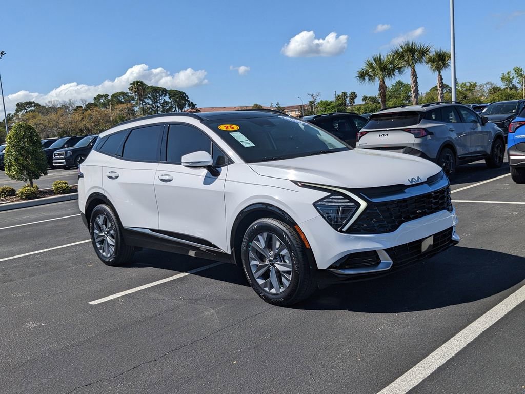 Certified 2025 Kia Sportage SX image 2