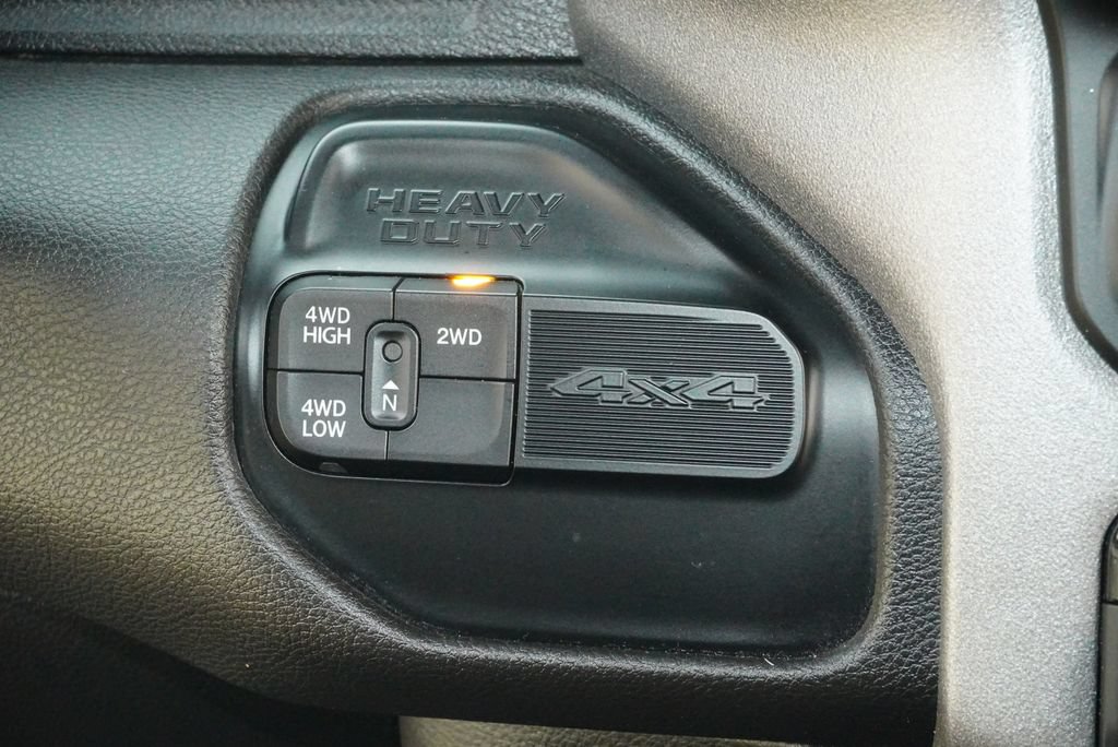 Used 2024 RAM 3500 Tradesman w/ Chrome Appearance Group AWD/4WD image 20