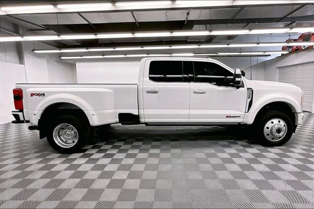 Used 2023 Ford F450 Limited w/ FX4 Off-Road Package AWD/4WD image 14