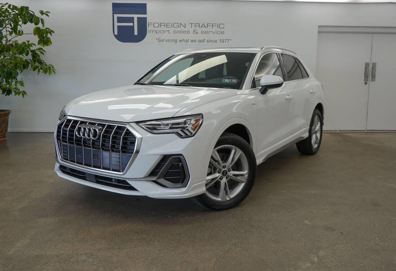 Used 2024 Audi Q3 2.0T Premium Plus w/ Premium Plus Package image 1