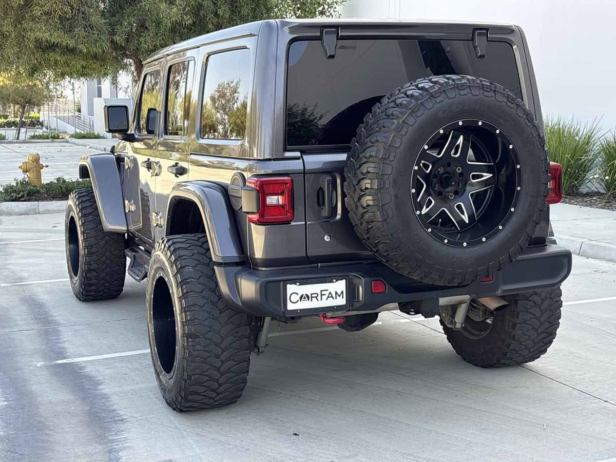 Used 2018 Jeep Wrangler Unlimited Rubicon AWD/4WD image 5