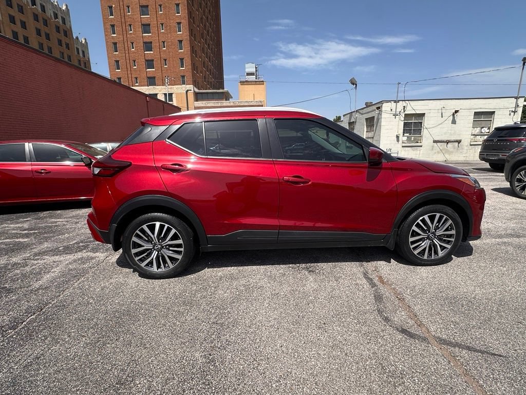 Certified 2022 Nissan Kicks SV FWD image 8