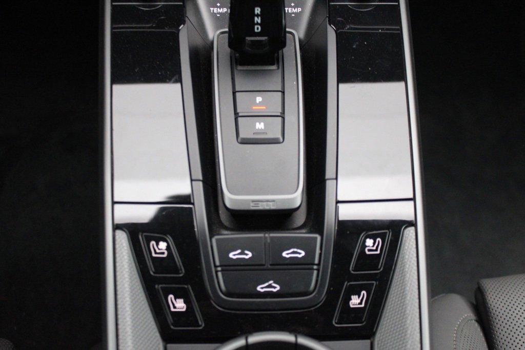 Certified 2020 Porsche 911 Carrera 4S image 29