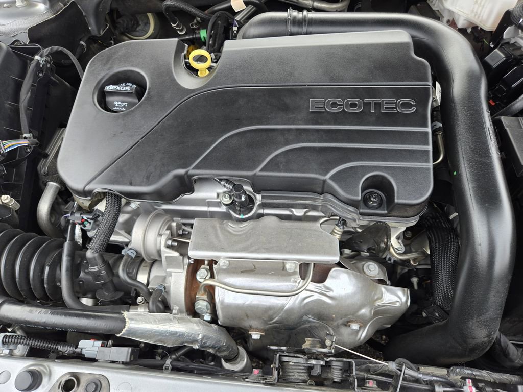 Used 2024 Chevrolet Malibu LT image 19