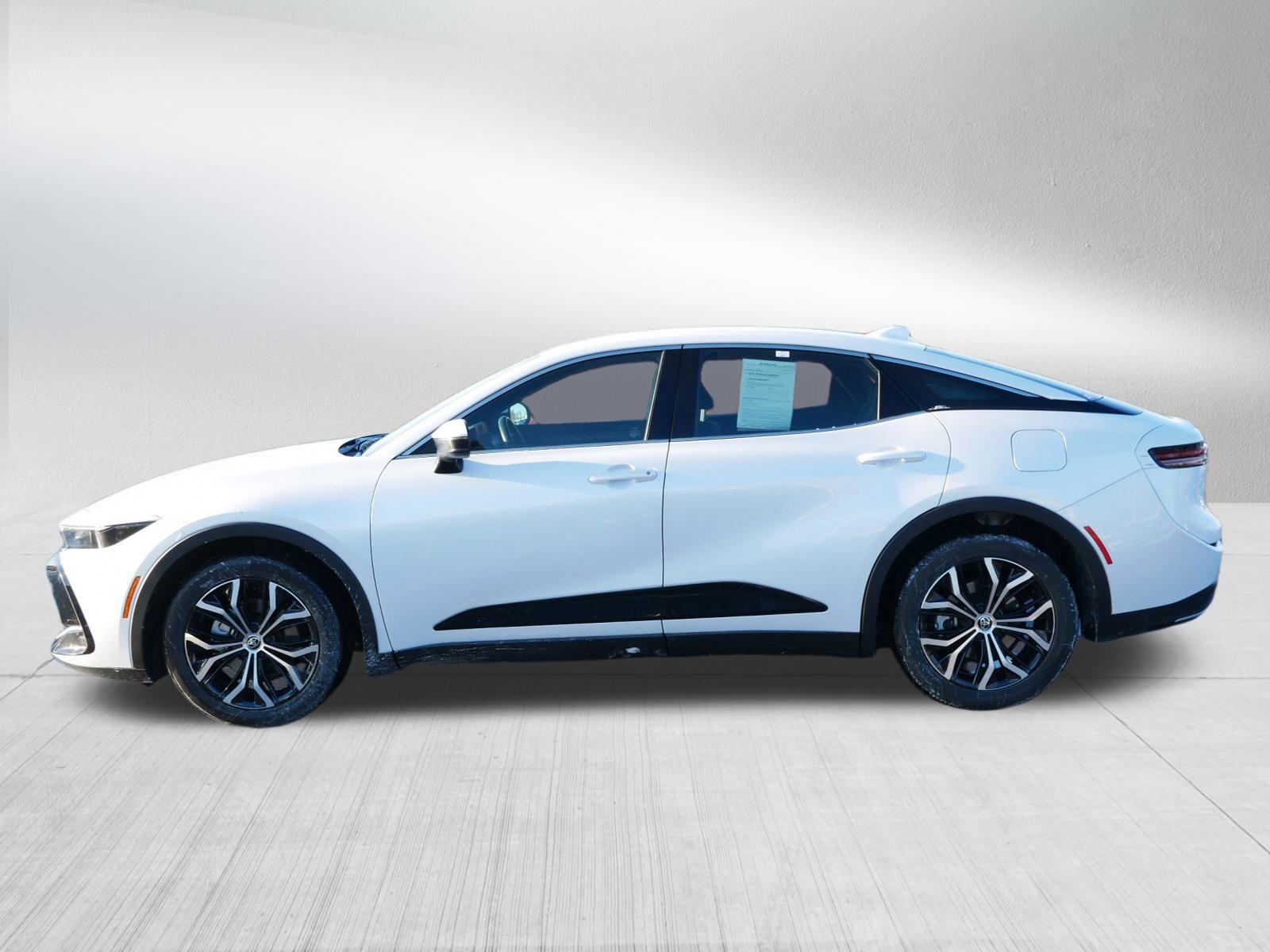 Used 2024 Toyota Crown XLE image 4