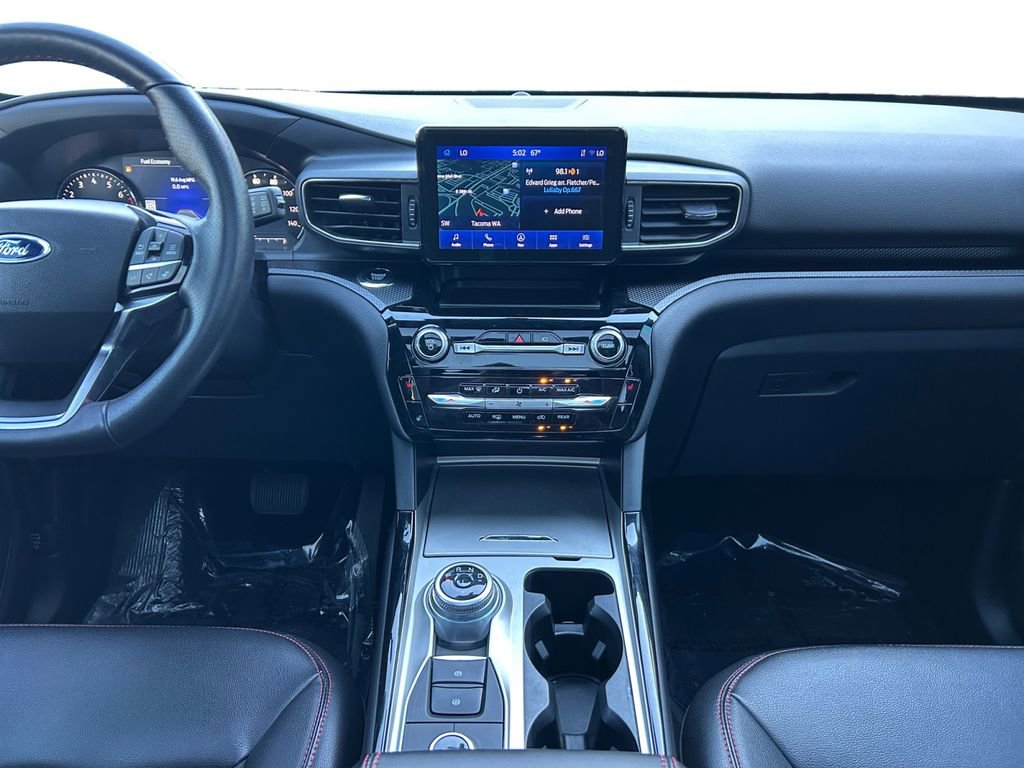 Used 2023 Ford Explorer ST-Line AWD/4WD image 13