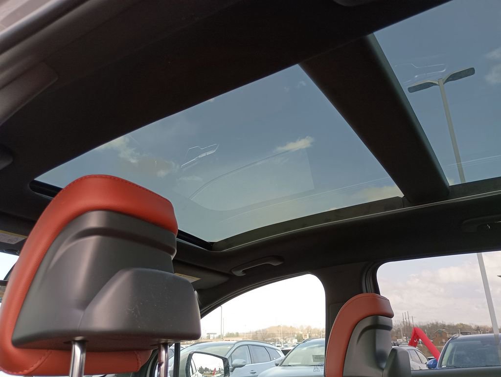 Used 2024 Kia Sportage SX image 25