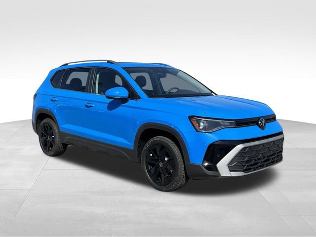 New 2026 Volkswagen Taos SE FWD image 7