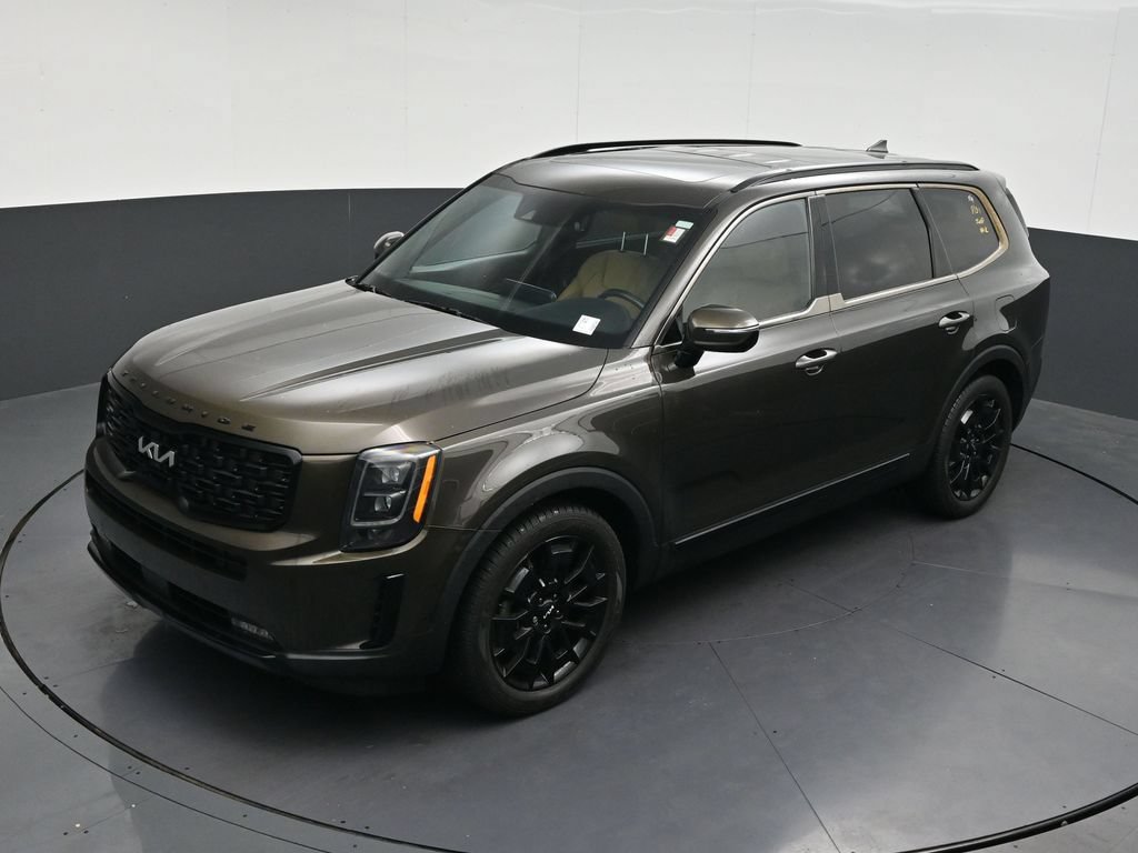 Used 2022 Kia Telluride SX w/ Nightfall Edition Package AWD/4WD image 16