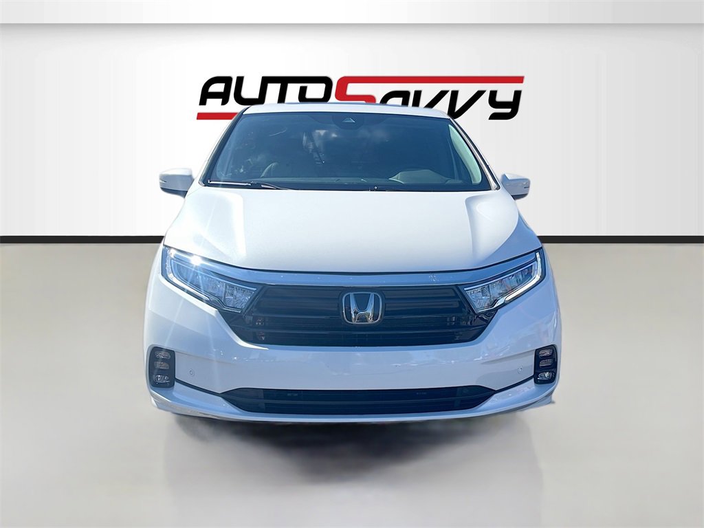 Used 2024 Honda Odyssey Touring image 2