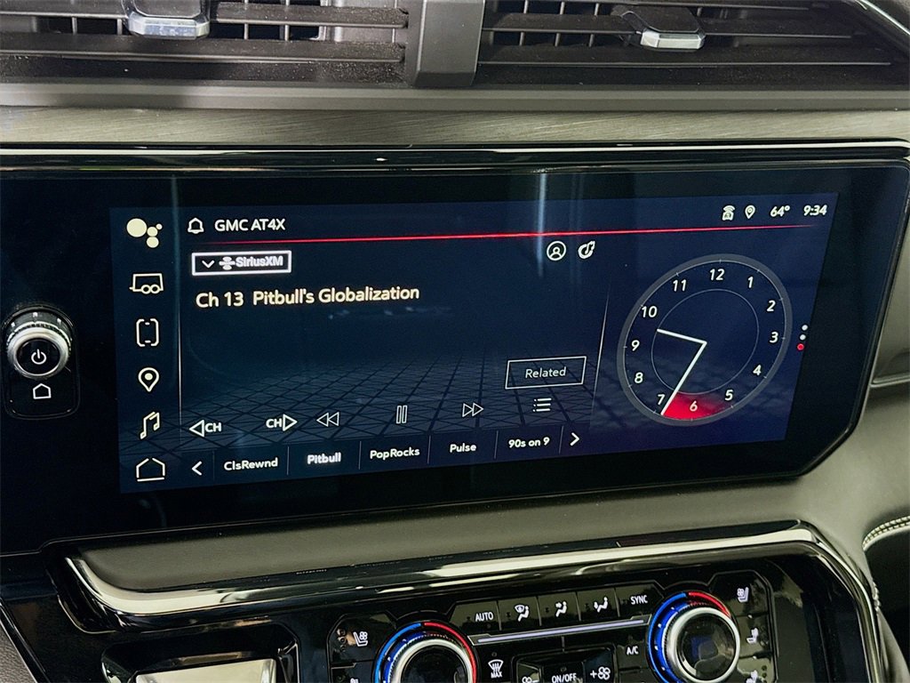 Used 2024 GMC Sierra 2500 AT4X image 7