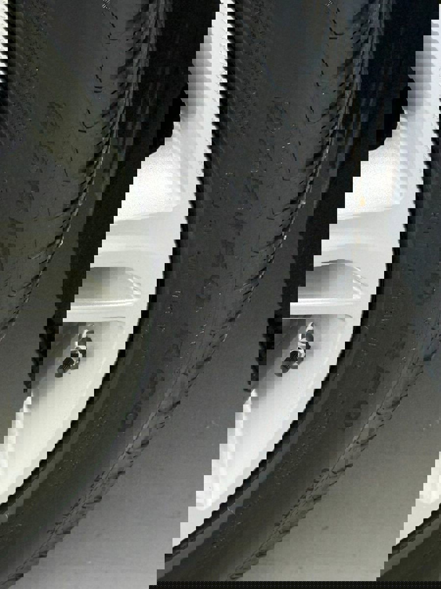 Used 2019 Land Rover Range Rover Velar R-Dynamic HSE image 48