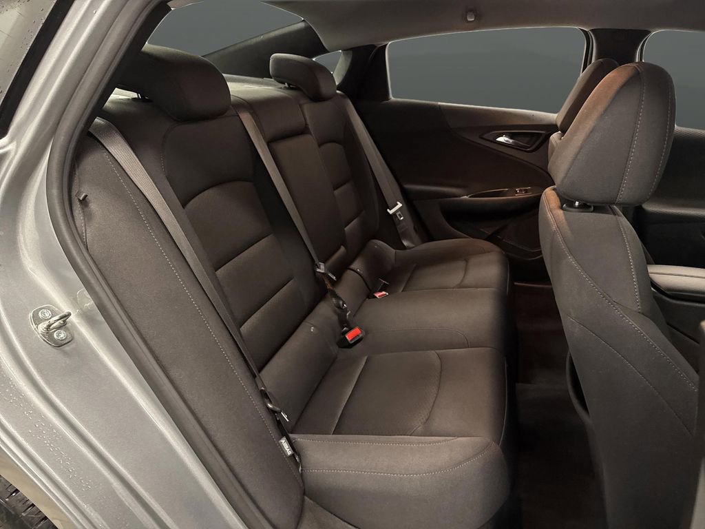 Used 2024 Chevrolet Malibu LT image 29