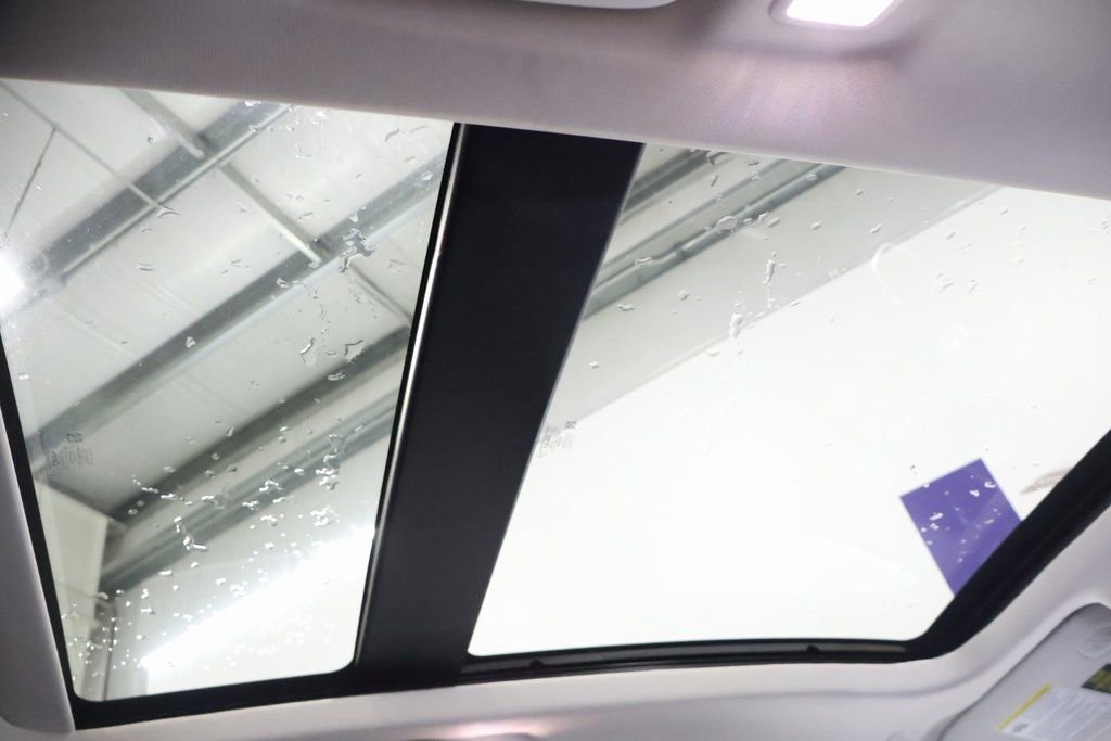 Used 2021 Ford Escape Titanium w/ Class II Trailer Tow Package image 25