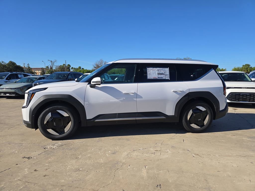 New 2026 Kia EV9 Wind image 5