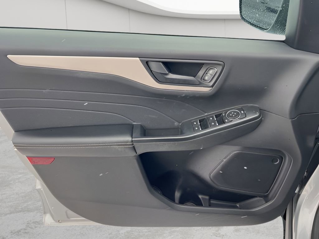 Used 2022 Ford Escape SE w/ Convenience Package image 22