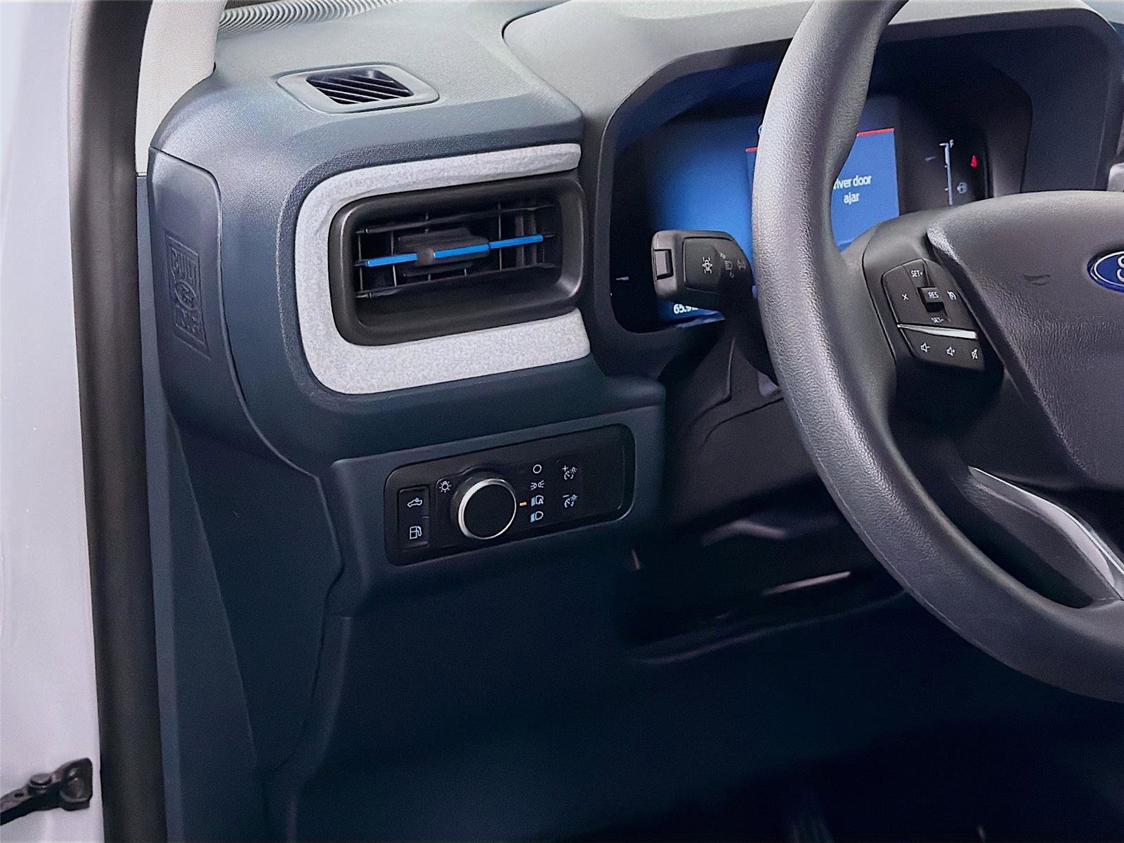 Used 2025 Ford Maverick XLT image 10