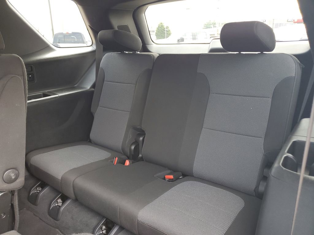 Used 2022 Chevrolet Traverse LT w/ LPO, 'HIT The Road' Package image 8