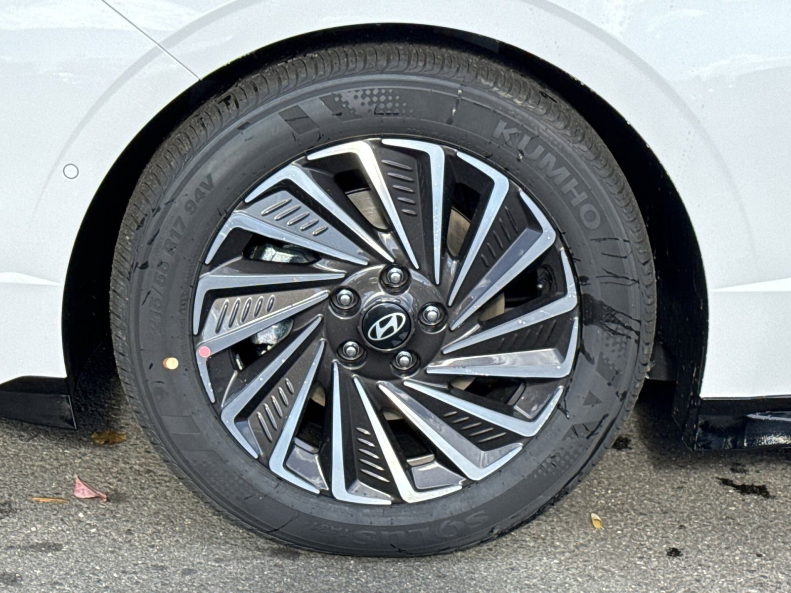 New 2026 Hyundai Sonata Limited image 12