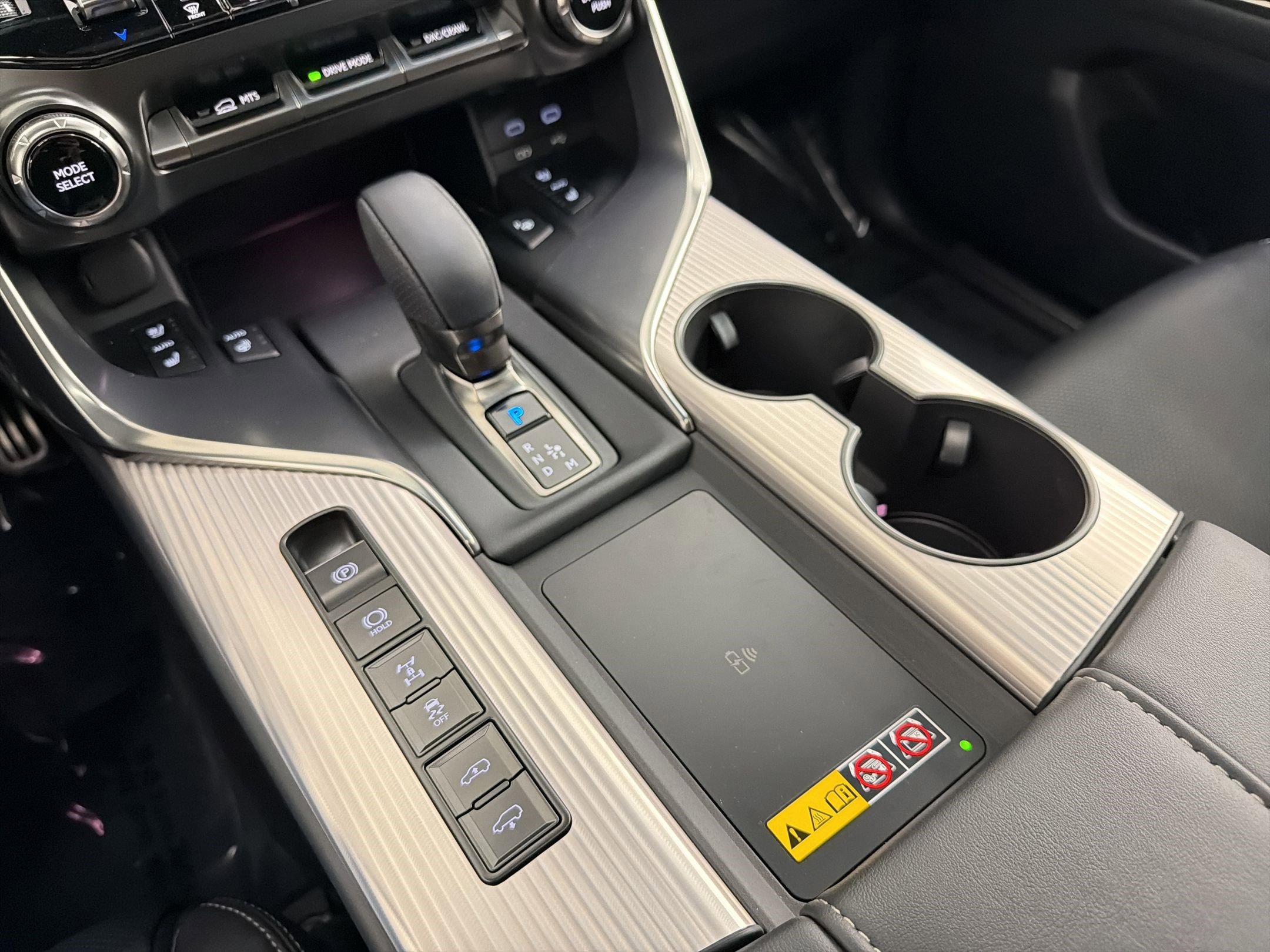 New 2026 Lexus LX 700h F Sport image 23