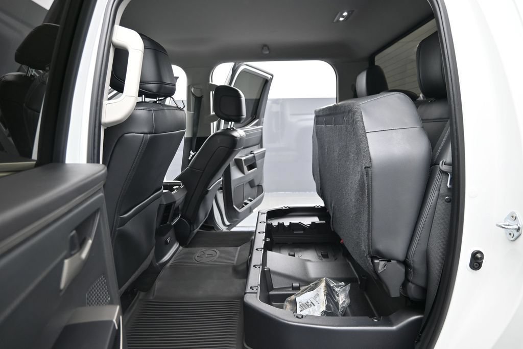Used 2024 Toyota Tundra Limited AWD/4WD image 14