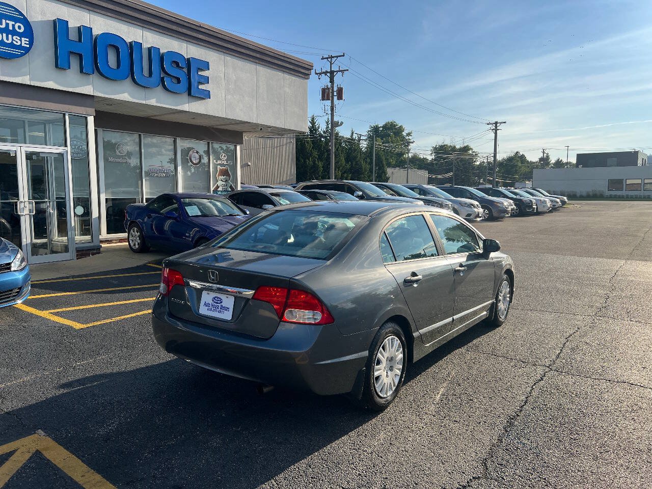 Used 2010 Honda Civic DX-VP image 11