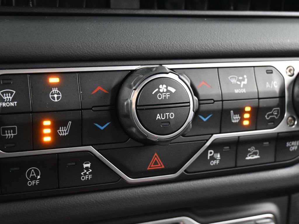 Used 2026 Jeep Wrangler Unlimited Rubicon image 24