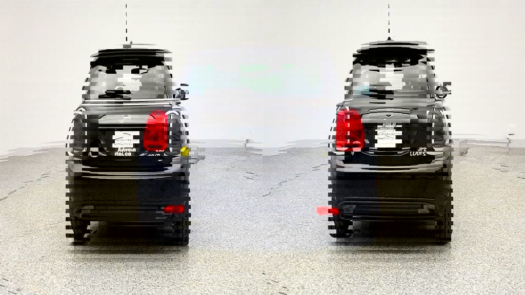 Used 2021 MINI Cooper SE w/ 6.5" Touchscreen Package image 6