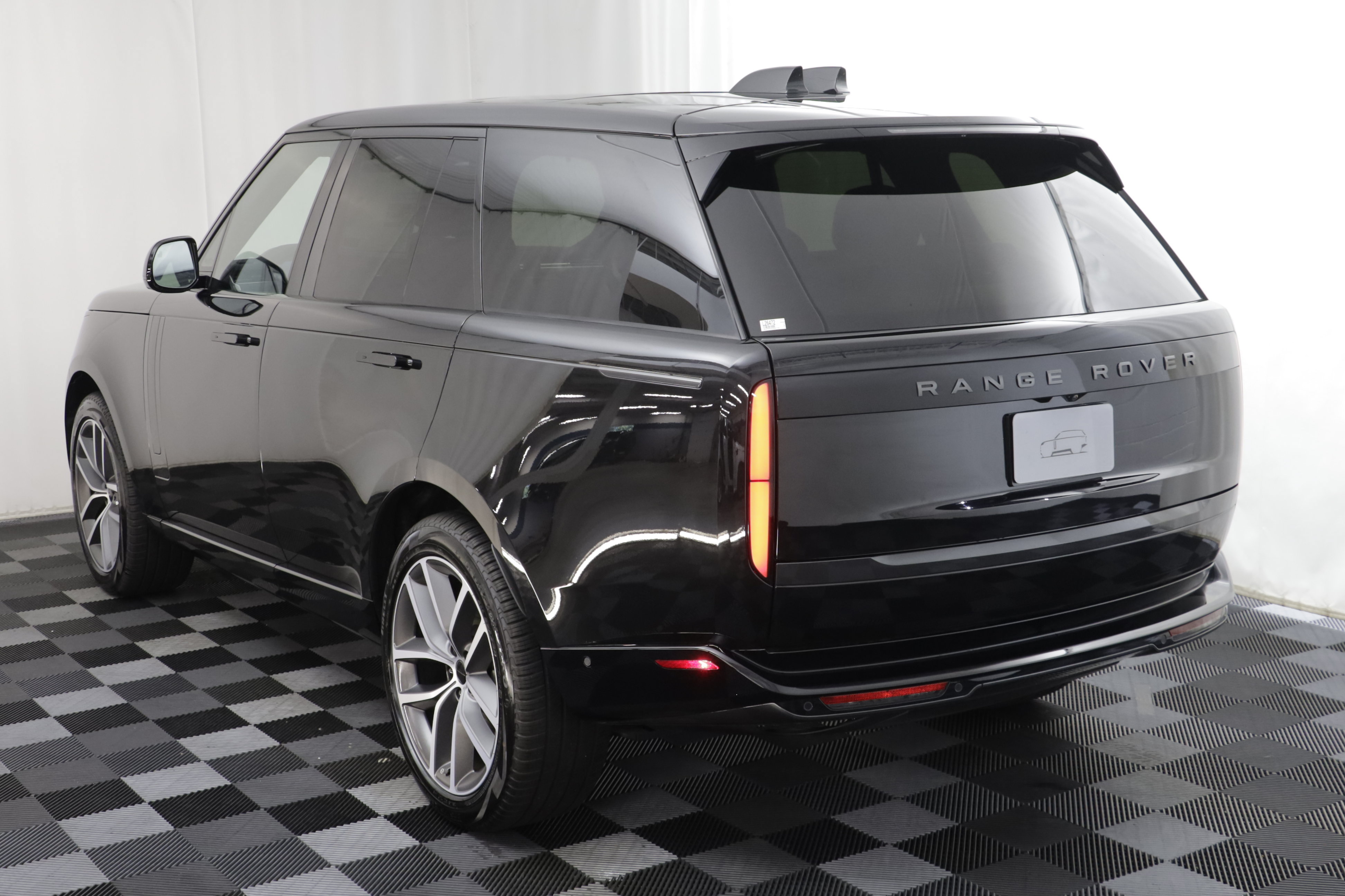 New 2026 Land Rover Range Rover SE AWD/4WD image 17