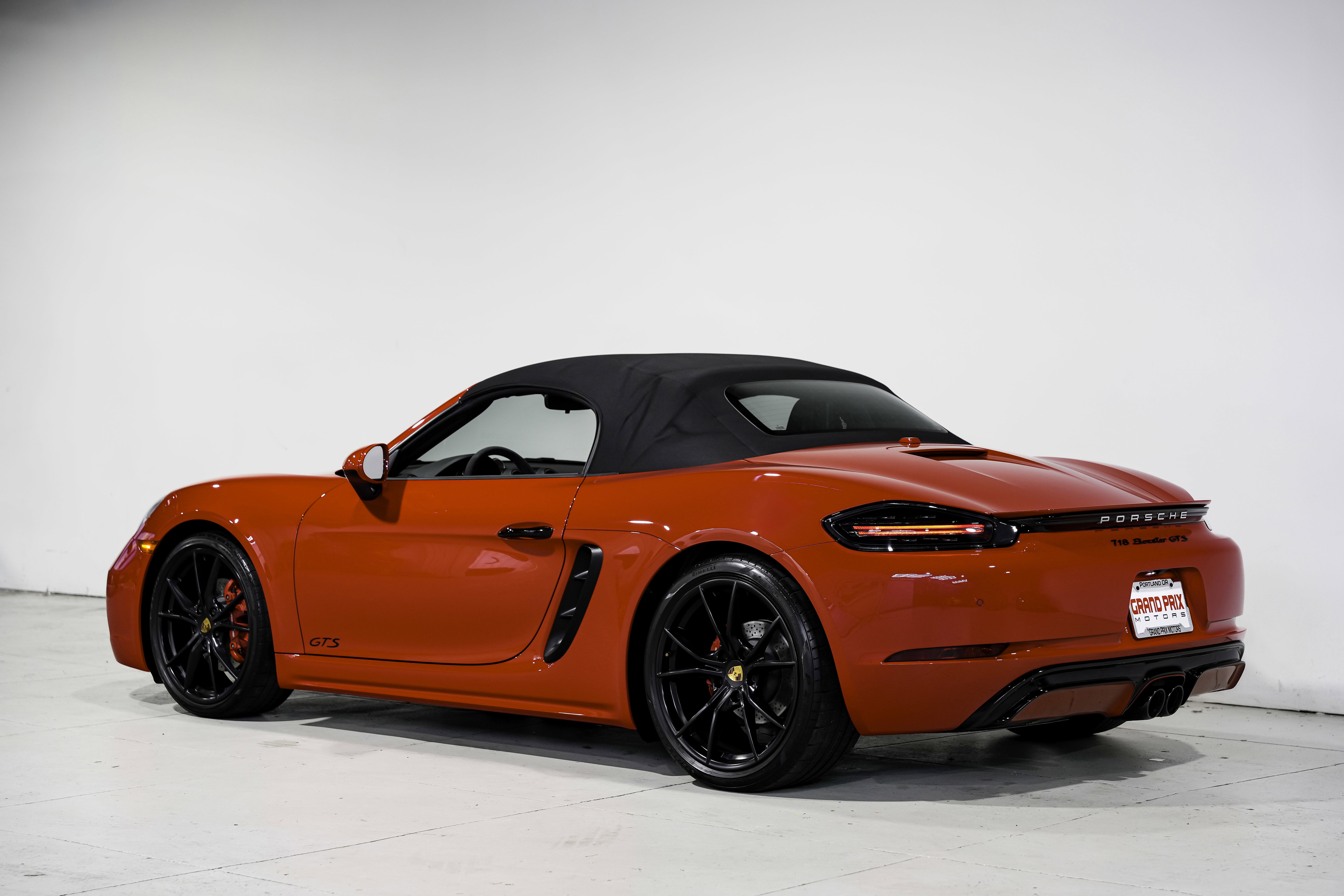 Used 2019 Porsche 718 Boxster GTS image 8