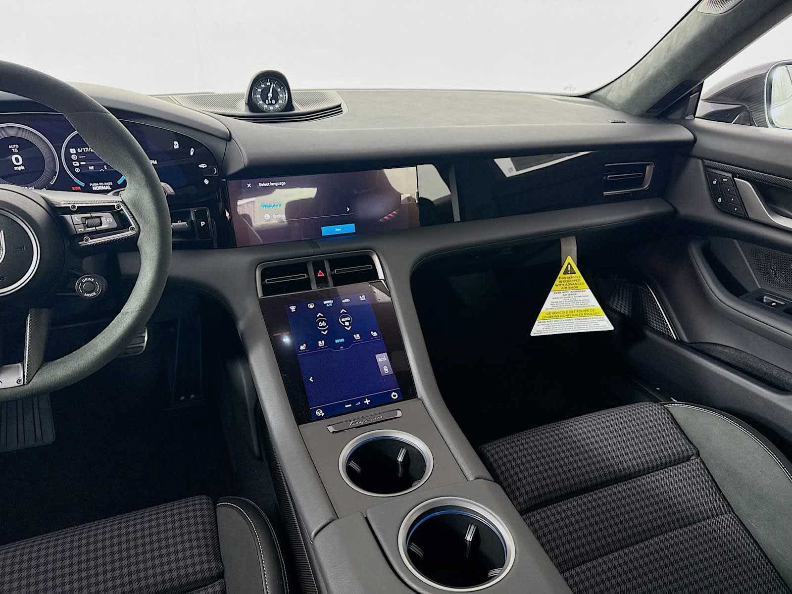 New 2025 Porsche Taycan Turbo AWD/4WD image 19