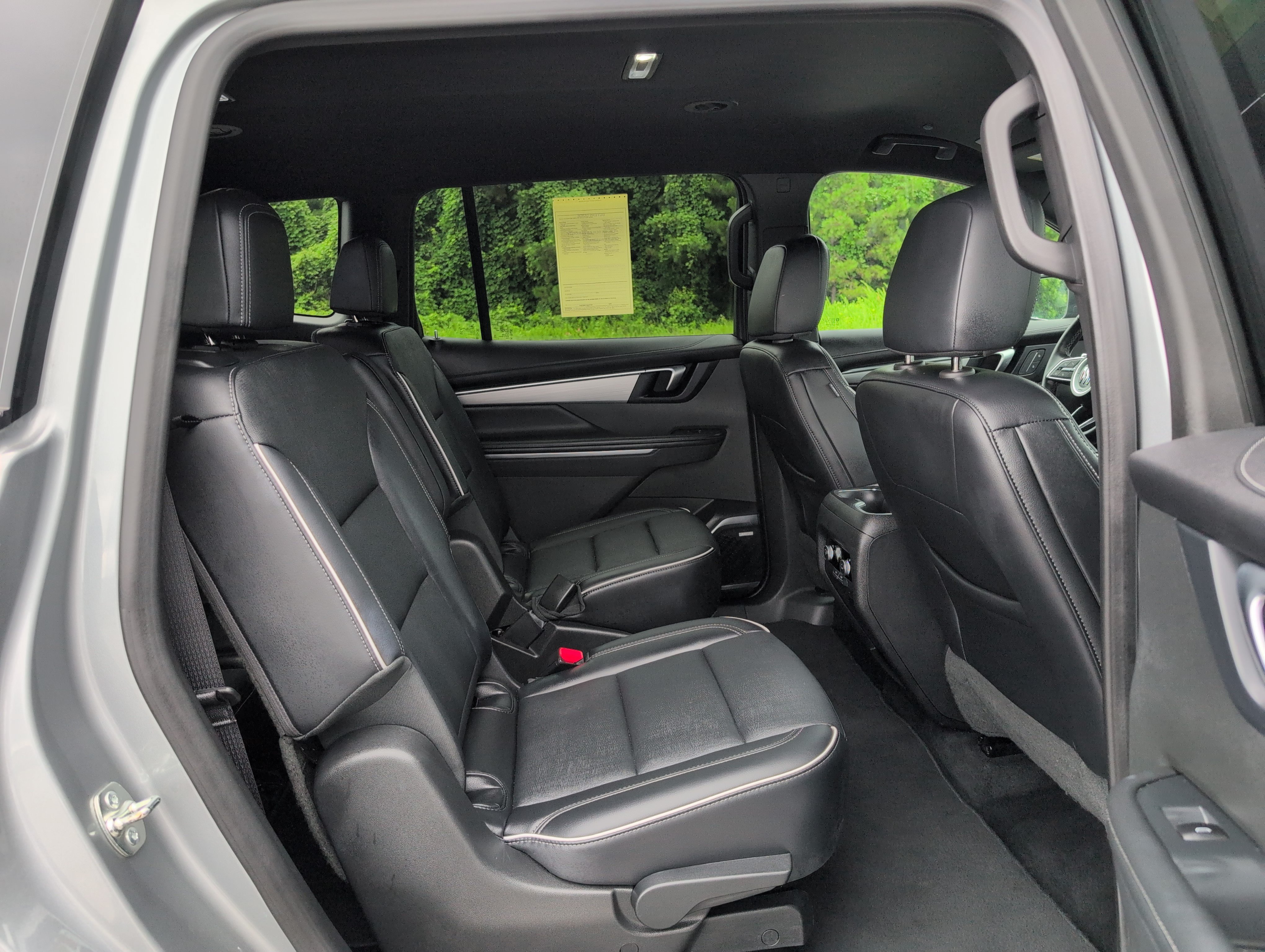 Used 2025 Buick Enclave Preferred FWD image 33