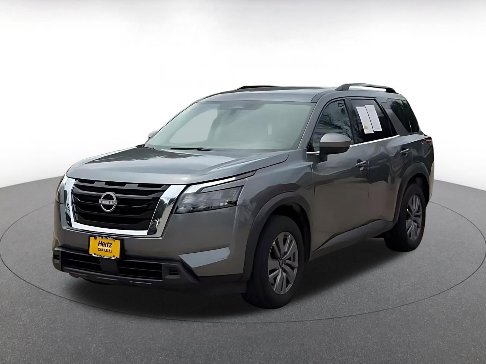 Used 2025 Nissan Pathfinder SV FWD image 7
