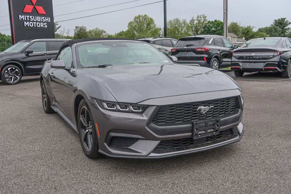 Used 2024 Ford Mustang Premium RWD image 7