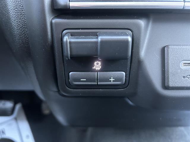 Certified 2022 Chevrolet Silverado 2500 Custom w/ Gooseneck/5TH Wheel Package image 20