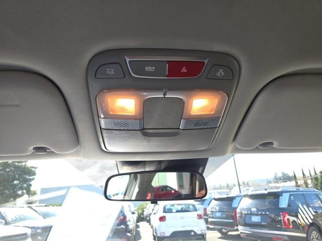 Used 2024 Kia Telluride LX image 19