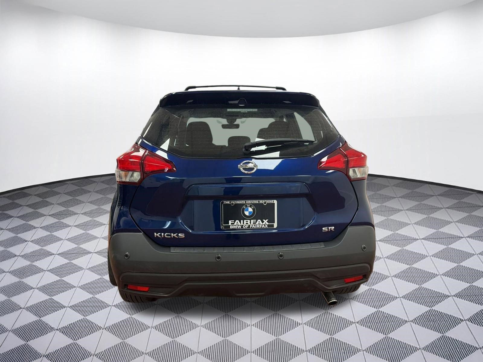 Used 2020 Nissan Kicks SR w/ Exterior Package image 9