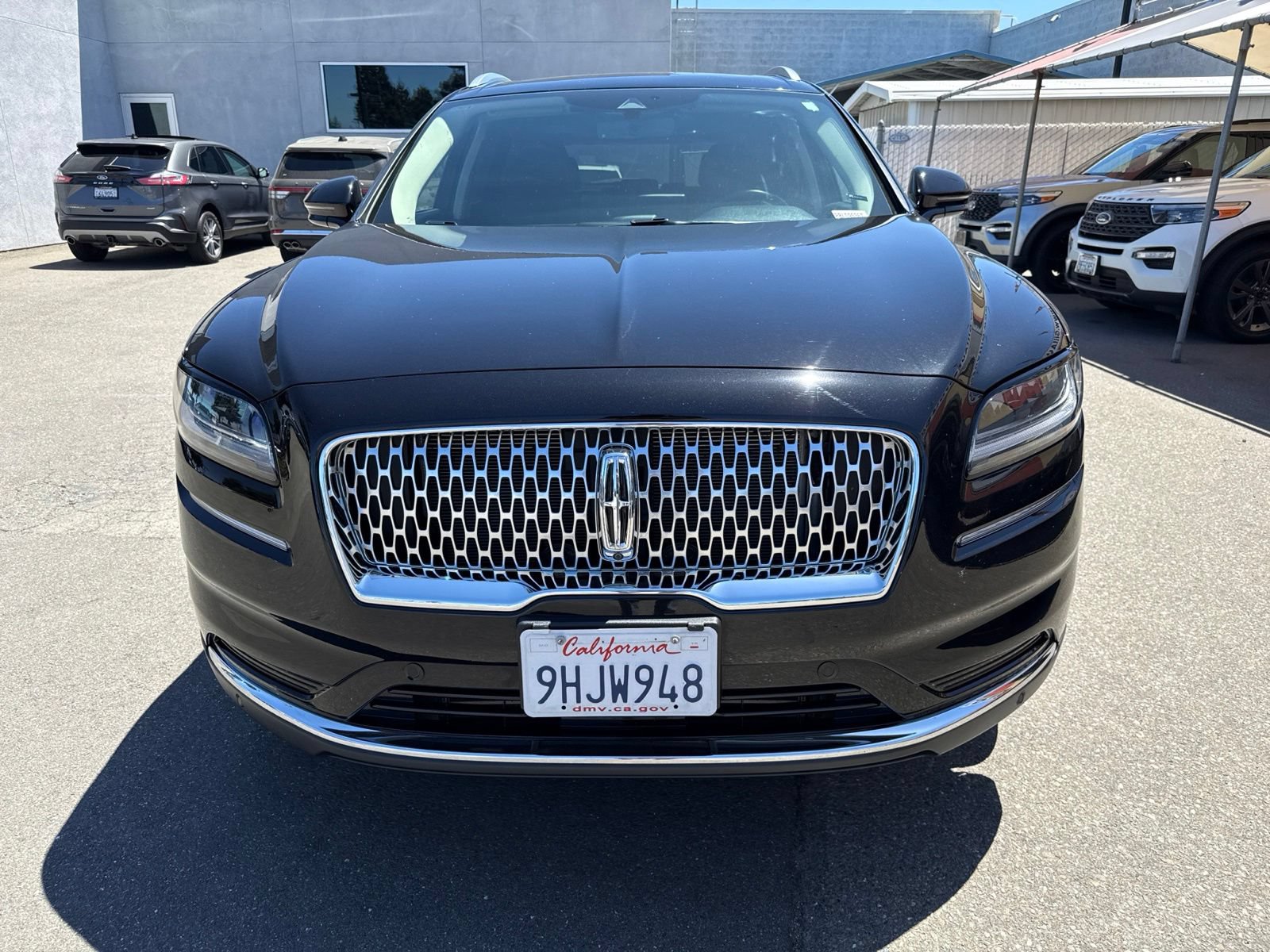 Used 2023 Lincoln Nautilus Reserve w/ Equipment Group 201A AWD/4WD image 8