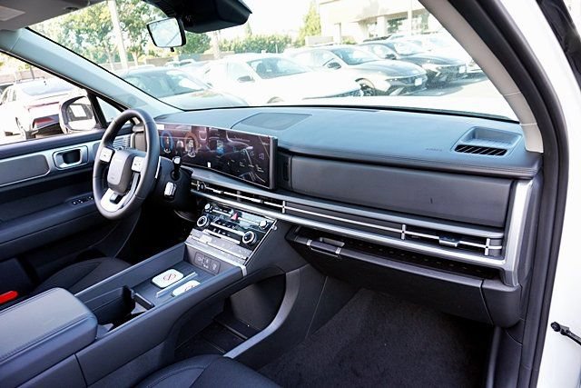 New 2026 Hyundai Santa Fe SE FWD image 11